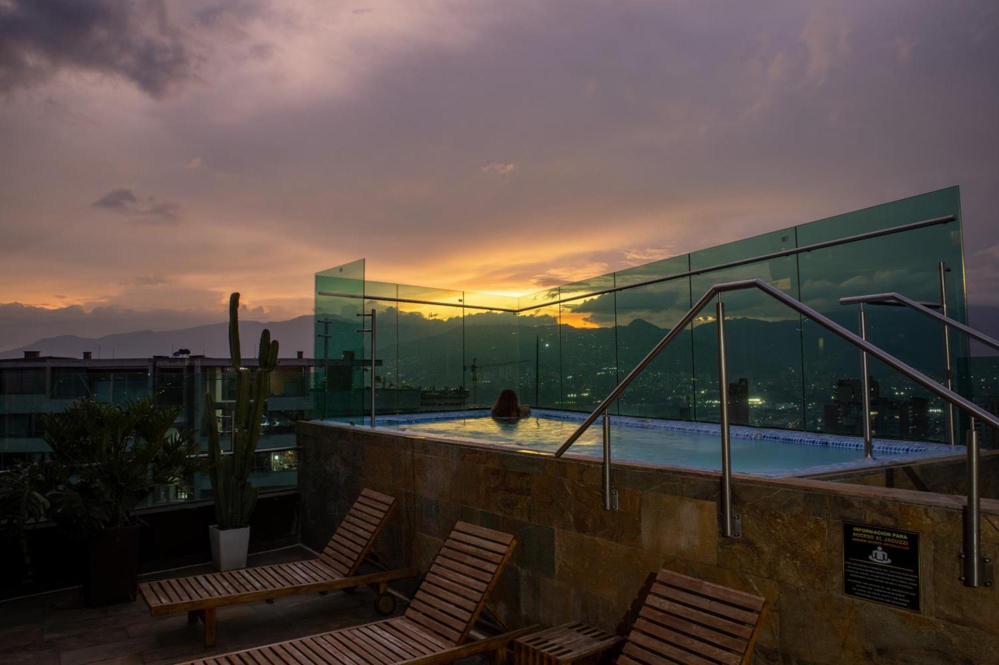 Cafe Hotel Медельїн Екстер'єр фото